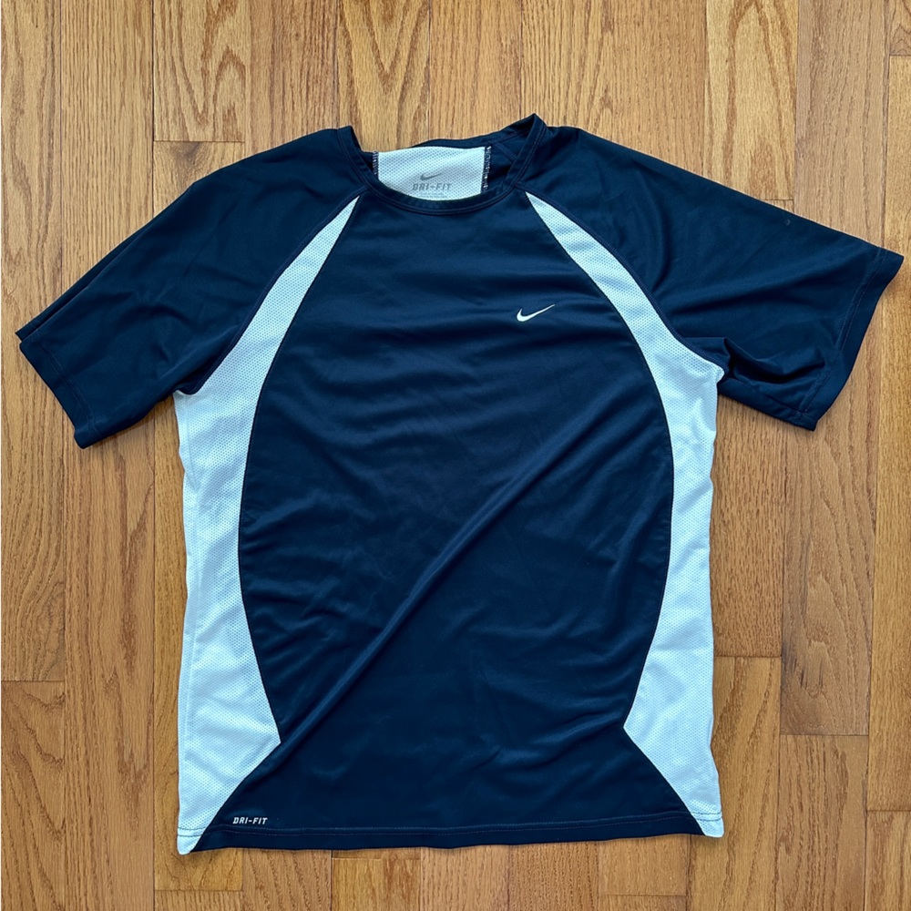 Nike Dri-Fit Boys T-shirt XL